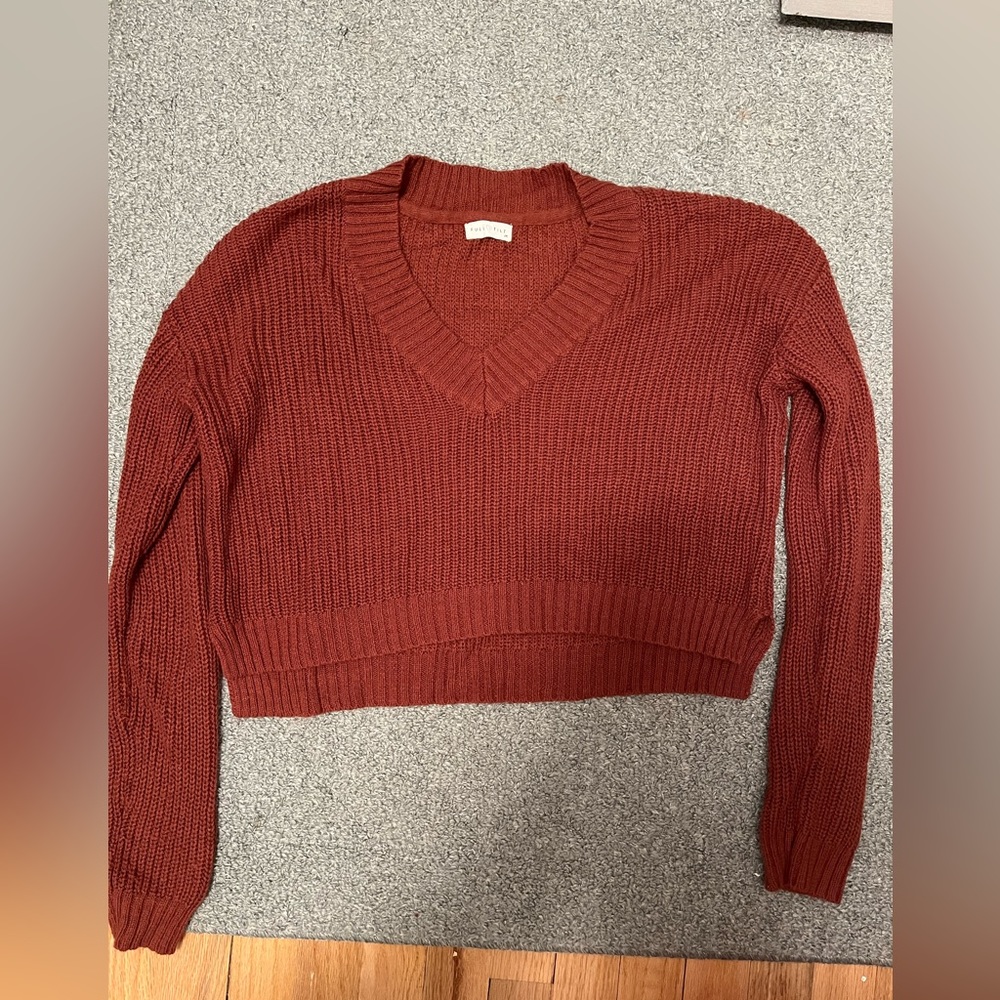 Orange long sleeve v neck sweater!